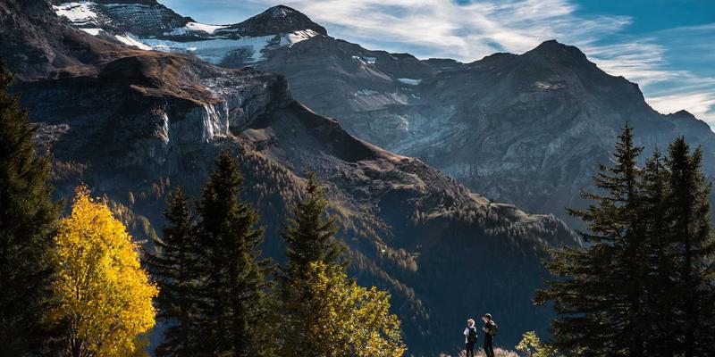 港哥山日出日落观赏时间与云海预测 | 附特色食品与干货批发攻略