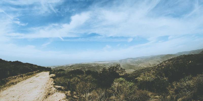港哥山星空摄影指南：特色食品补给与最佳观星机位全攻略