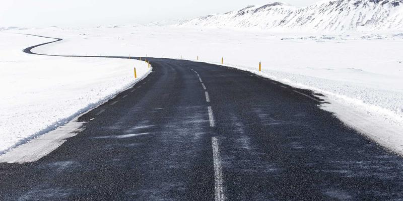 港哥山水源涵养功能与区域水资源战略价值：特色食品与批发产业的生态基石